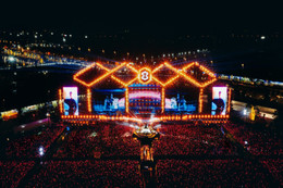 Việt Nam từ “thị trường khán giả” đến điểm dừng chân của những World tour toàn cầu