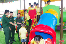 Bàn giao công trình giáo dục thể chất cho trung tâm hỗ trợ trẻ khuyết tật