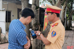 Một đêm, CSGT phát hiện hơn 1.800 tài xế vi phạm nồng độ cồn