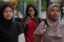 Indonesia cấm trẻ dưới 16 tuổi sử dụng mạng xã hội