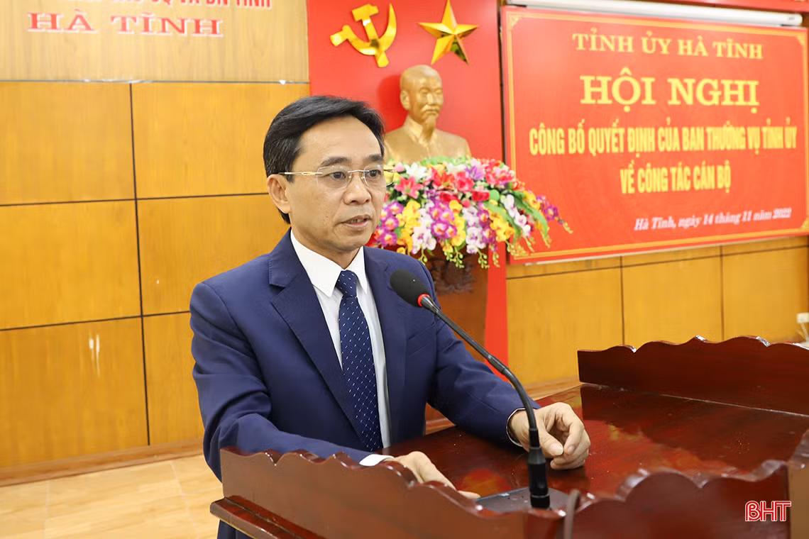 Ban Thường vụ Tỉnh ủy Hà Tĩnh công bố các quyết định về công tác cán bộ