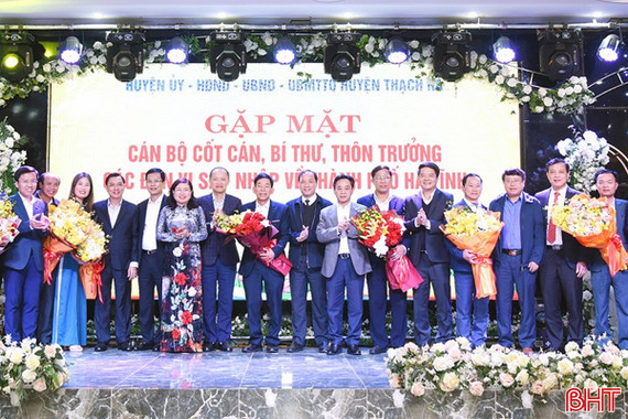 Gặp mặt cán bộ cốt cán, bí thư, thôn trưởng 11 xã của Thạch Hà sáp nhập vào TP Hà Tĩnh