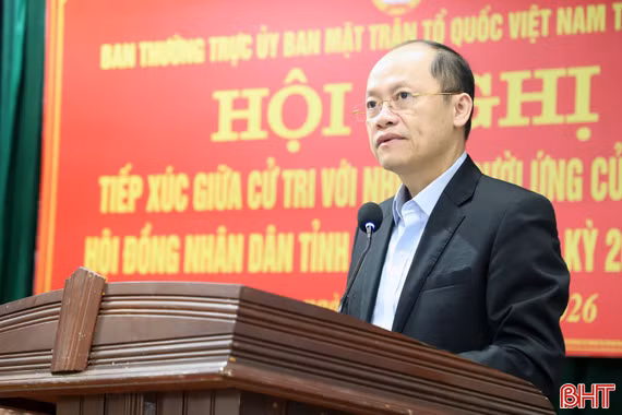 Luôn đặt lợi ích của người dân, của tỉnh lên trên hết