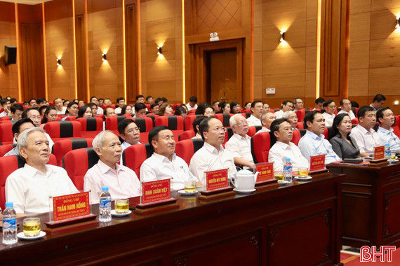 Hội nghị toàn quốc quán triệt, triển khai thực hiện 4 nghị quyết của Bộ Chính trị