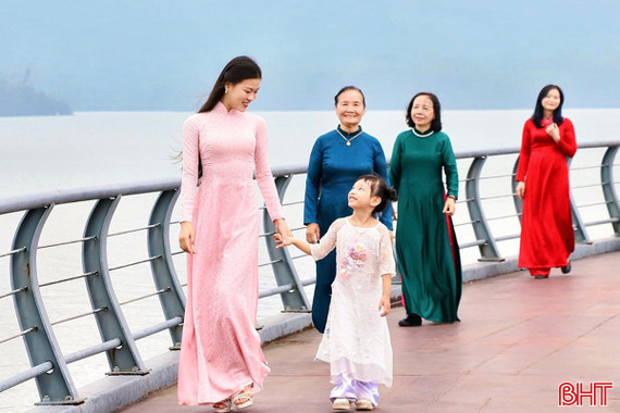 Cùng Á hậu Như Quỳnh khám phá những điểm du lịch hấp dẫn tại Hà Tĩnh