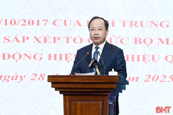 “Hàng thẳng, lối thông, đồng lòng cùng tiến" phục vụ Nhân dân 