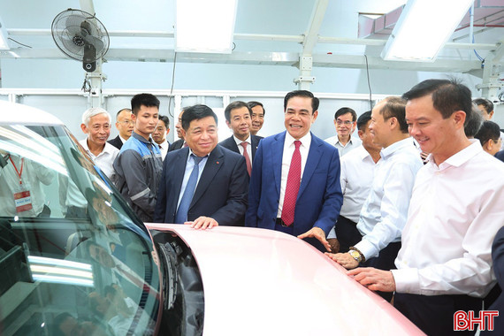Dấu ấn nhiệm kỳ: KKT Vũng Áng thành trung tâm động lực tăng trưởng