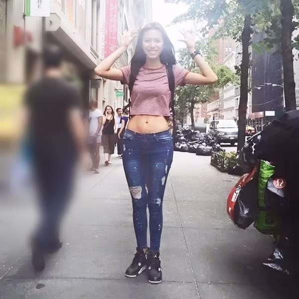 Denim tràn ngập phong cách đường phố của các mỹ nhân Việt ảnh 7