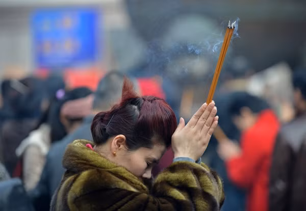 Đi viếng đám ma có làm cho bệnh ung thư di căn nhanh, tái phát? ảnh 1