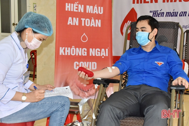 Tình nguyện viên Hà Tĩnh hiến 273 đơn vị máu phục vụ cứu chữa bệnh nhân