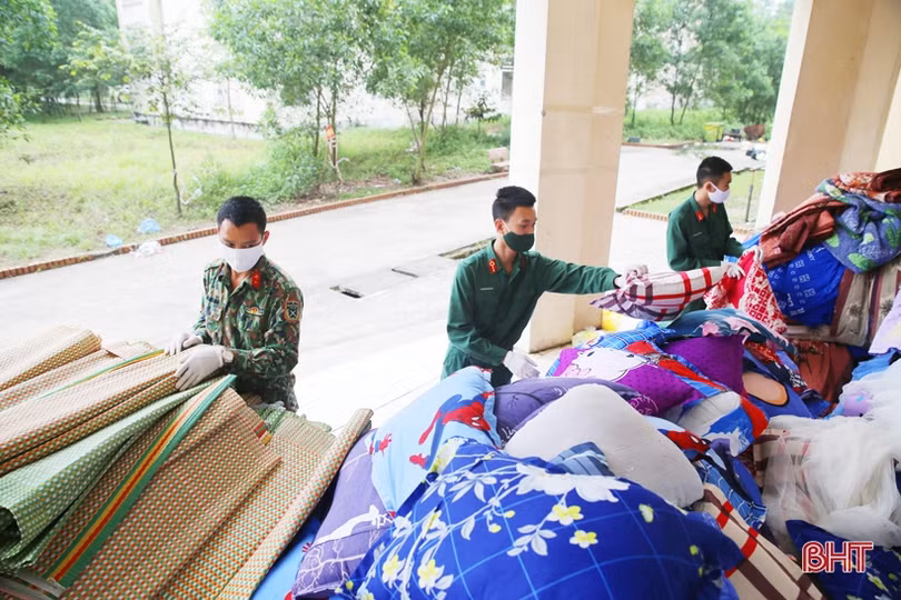 Thầm lặng làm sạch khu cách ly sau khi bàn giao 563 công dân ở Đại học Hà Tĩnh