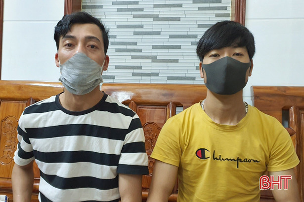 Khen thưởng anh em ruột ở Hà Tĩnh cứu sống 3 ngư dân gặp nạn trên biển