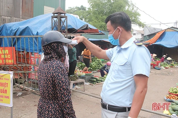 Hà Tĩnh sau 2 tuần giãn cách xã hội: Hàng hóa dồi dào, sức mua giảm