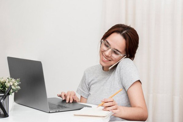 Mẹo giảm căng thẳng khi làm việc tại nhà trong mùa dịch Covid-19