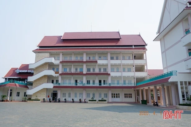 Nhiều lưu học sinh Hà Tĩnh, Nghệ An tại Lào không về nước tránh dịch