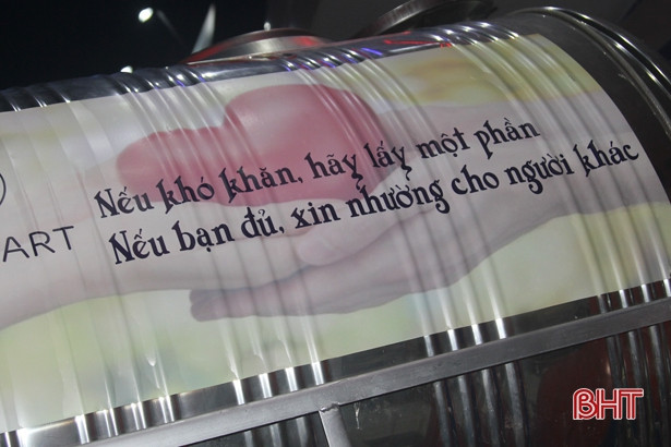 Máy“ATM gạo” đầu tiên ở Hà Tĩnh cấu tạo như thế nào?
