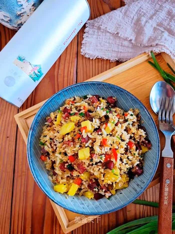 Ngày lạnh, làm cơm chiên bảy màu, đã mắt, ngon miệng đãi cả nhà