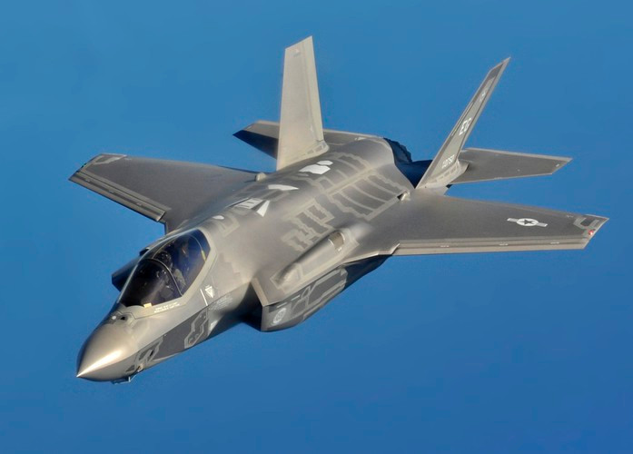 F-35 Mỹ tấn công mục tiêu trong lãnh thổ Syria “ngay trước mắt S-400”