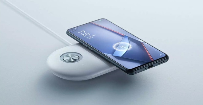 Oppo trình làng smartphone có sạc không dây nhanh nhất thế giới