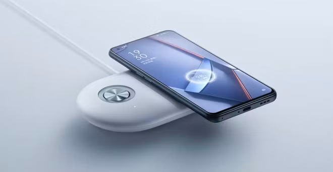 Oppo trình làng smartphone có sạc không dây nhanh nhất thế giới