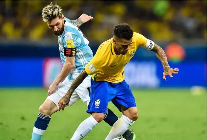 Liệu Messi có giúp Argentina vượt qua Brazil vắng Neymar hay không? Ảnh: India . Brazil vs Argentina - vẻ đẹp nơi triền dốc