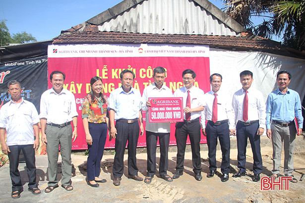 Agribank Thành Sen xây 10 nhà tình nghĩa cho gia đình khó khăn