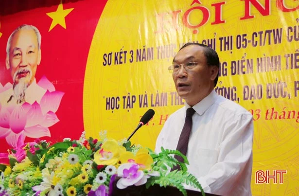 TP Hà Tĩnh vinh danh 18 tập thể và 25 cá nhân học và làm theo Bác