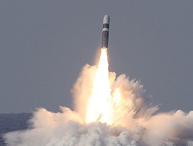 Siêu tên lửa hạt nhân Trident II D5 của Mỹ khiến Nga ngước nhìn