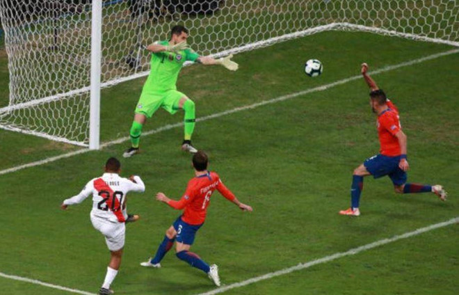Loại đương kim vô địch, Peru đấu Brazil ở chung kết Copa America