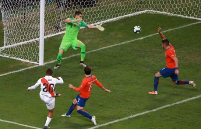 Loại đương kim vô địch, Peru đấu Brazil ở chung kết Copa America