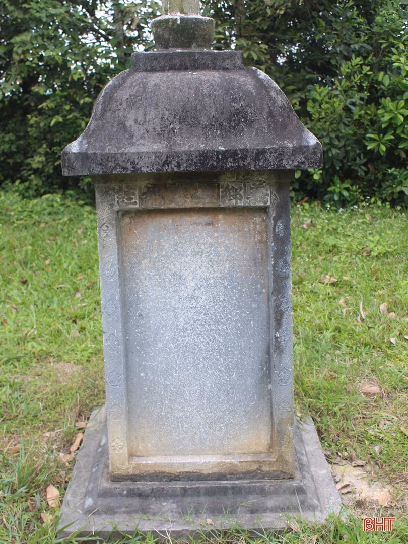 Hà Tĩnh đề nghị trình Thủ tướng công nhận bia Sùng Chỉ là bảo vật quốc gia