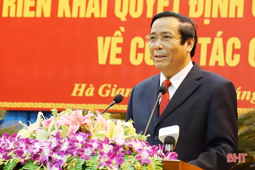 Chủ tịch UBND tỉnh Hà Tĩnh được điều động giữ chức Bí thư Tỉnh ủy Hà Giang