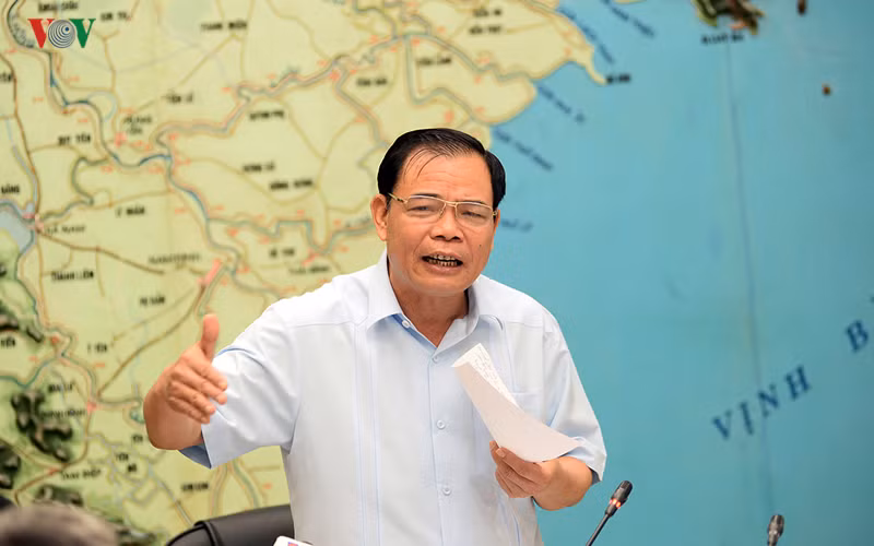 Bão số 2 giật cấp 11 có khả năng đổ bộ đất liền vào rạng sáng mai