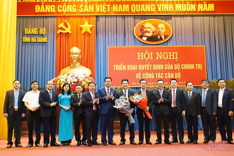 Chủ tịch UBND tỉnh Hà Tĩnh được điều động giữ chức Bí thư Tỉnh ủy Hà Giang