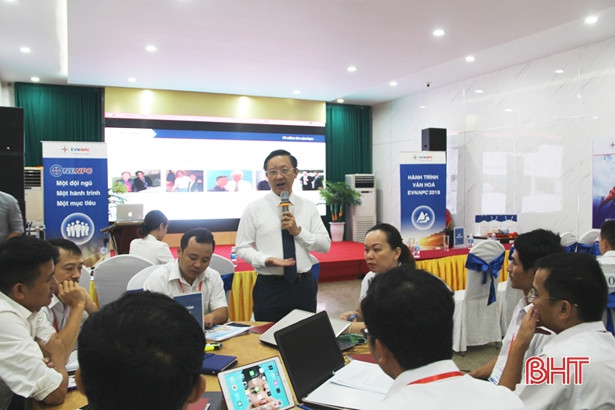 Điện lực Hà Tĩnh xem “Văn hóa là nền tảng phát triển của doanh nghiệp”