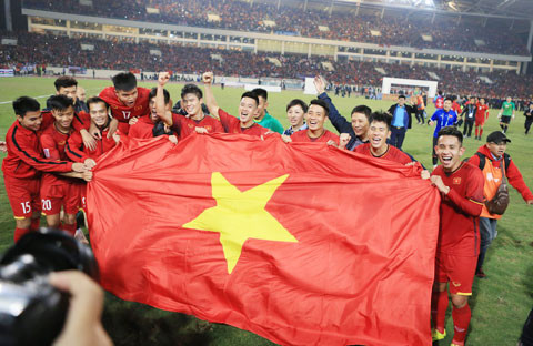 Bóng đá Việt Nam dàn trận cho mục tiêu lớn ảnh 2 Bóng đá Việt Nam dàn trận cho mục tiêu lớn