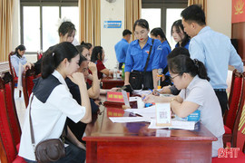 Trường Cao đẳng Y tế Hà Tĩnh tổ chức nhập học đợt 1 cho sinh viên 