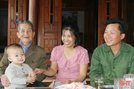 Ấm áp nghĩa tình trong những gia đình bốn thế hệ ở xã Kim Hoa