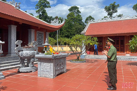 Tháng Bảy trên những công trình tri ân 