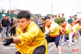 Hấp dẫn giải cờ tướng, kéo co tại Lễ hội Hải Thượng Lãn Ông 