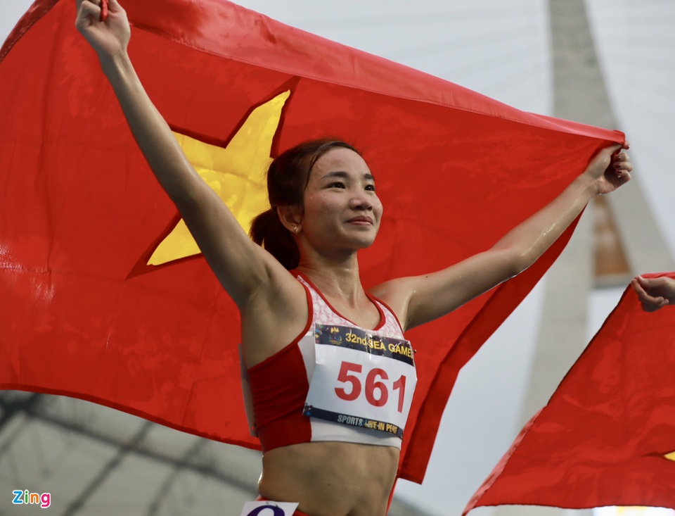 Nguyễn Thị Oanh giành 4 HCV ở SEA Games 32