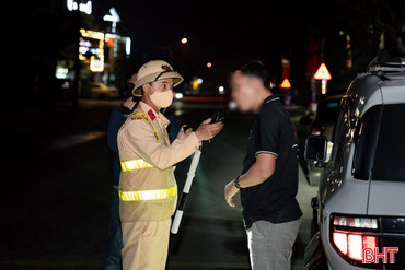 Lập 19 tổ công tác chốt chặn kiểm tra nồng độ cồn