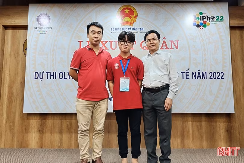 “Chàng trai vàng Hóa học” Phan Xuân Hành: Nỗ lực hết mình, bạn sẽ thành công!