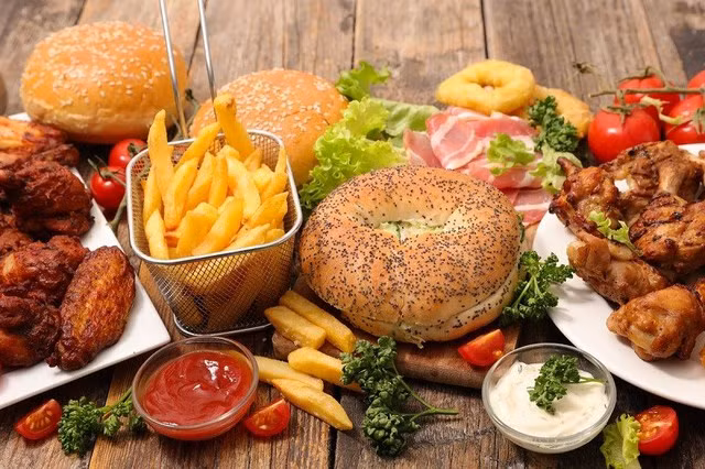 Thực phẩm nên ăn để duy trì năng lượng ngày tết