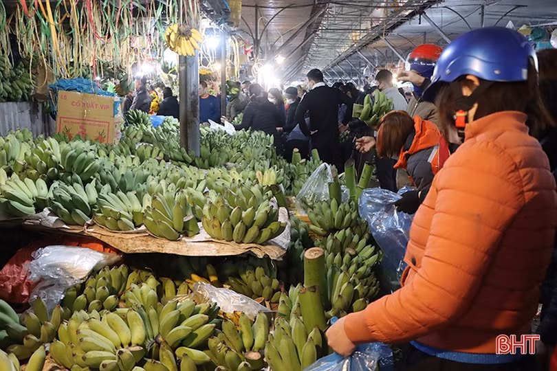 Chuối cúng tết ở Hà Tĩnh khan hàng, có nải lên tới 500 nghìn đồng