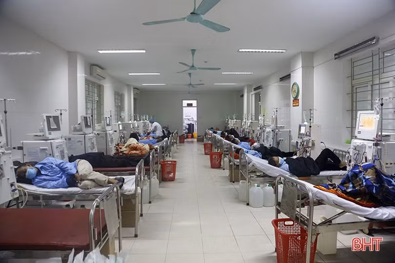 Xoa dịu nỗi đau cho bệnh nhân chạy thận ở Hà Tĩnh