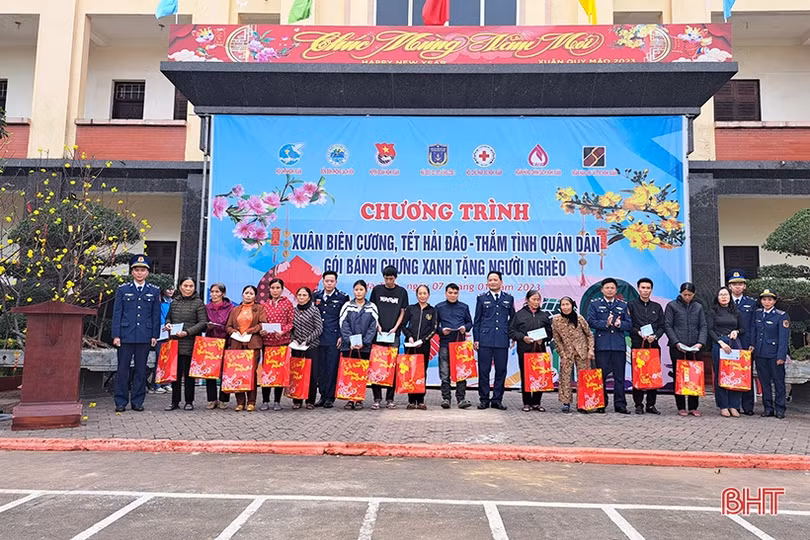 Đón năm mới trên tàu cảnh sát biển ở Hà Tĩnh