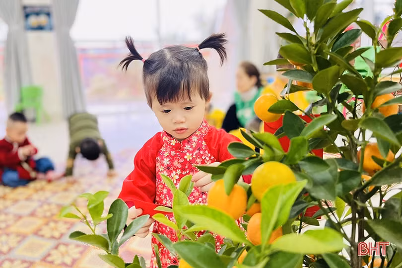 Học sinh mầm non Trí Đức trải nghiệm không gian tết xưa