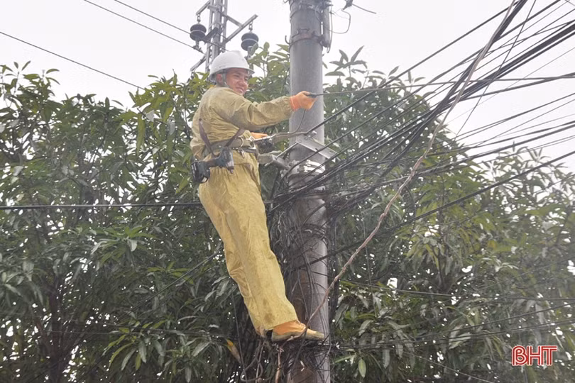Xử lý nhanh “khiếm khuyết”, lên kịch bản khắc phục sự cố về điện phục vụ Nhân dân vui tết