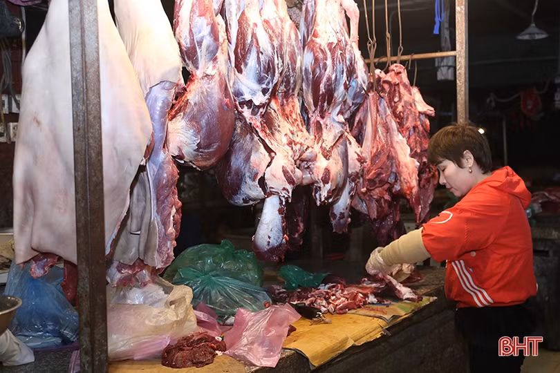 Lượng gia súc giết mổ, tiêu thụ tăng cao, Hà Tĩnh tăng cường kiểm soát